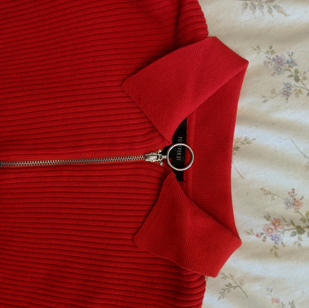 Forever 21 Red Top - Picture 6 of 6
